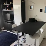 Apartment Sea-senses Com/blue Moon