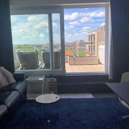 Sea-senses Com/blue Moon